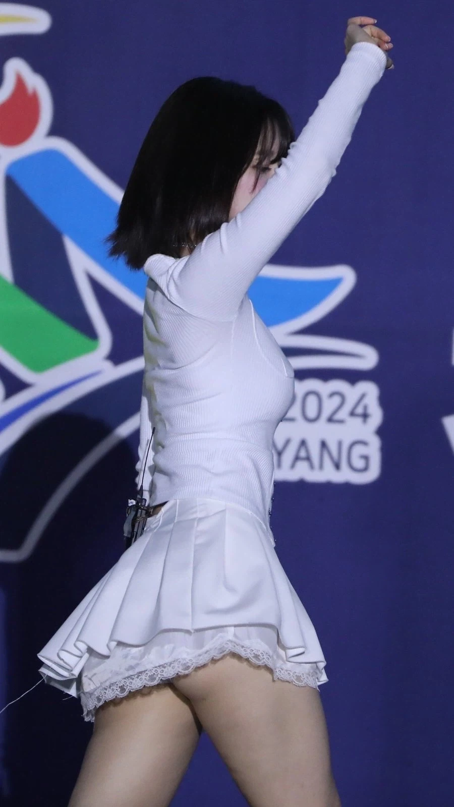 호불호 갈리는 복장 jpg_2.webp