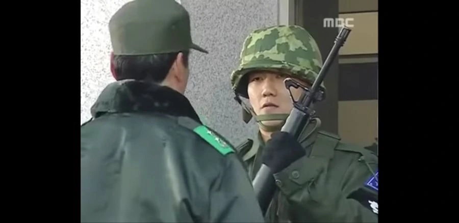 역대급으로 훈훈한 군대 장면_4.jpg