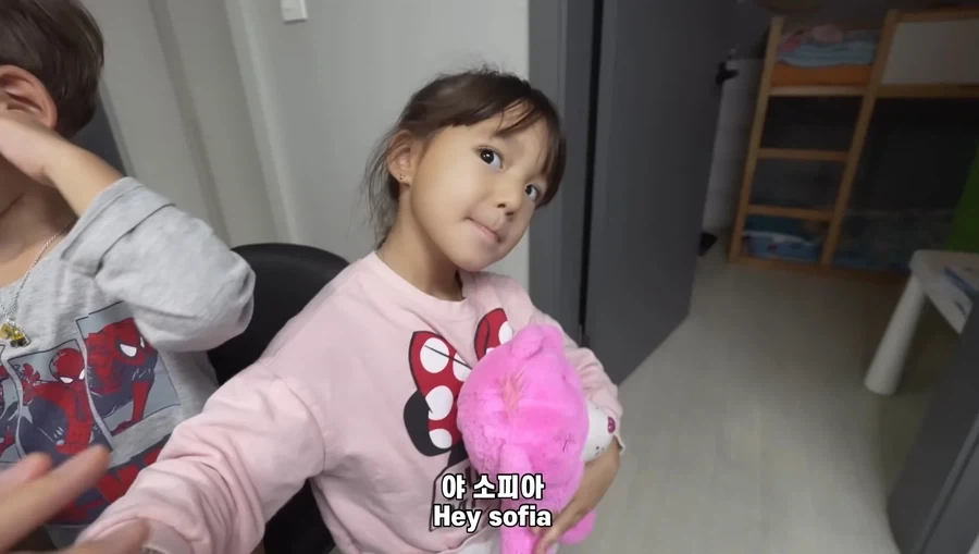 엄마가 차 산다는데 딸아이 반응_17.webp