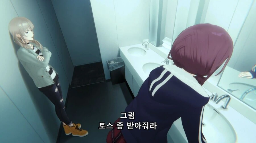 걸즈밴드크라이) 사람을 그렇게 보다간 평생 아무하고도 말 못 붙이고 살걸?_21.jpg