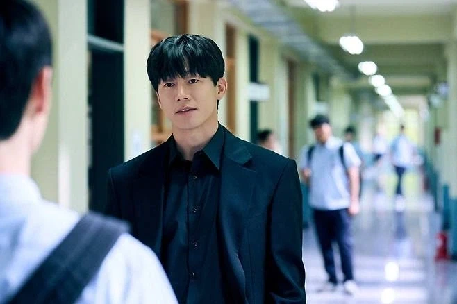 참교육 드라마 이거 만화랑 좀 비슷한 느낌이네_1.webp