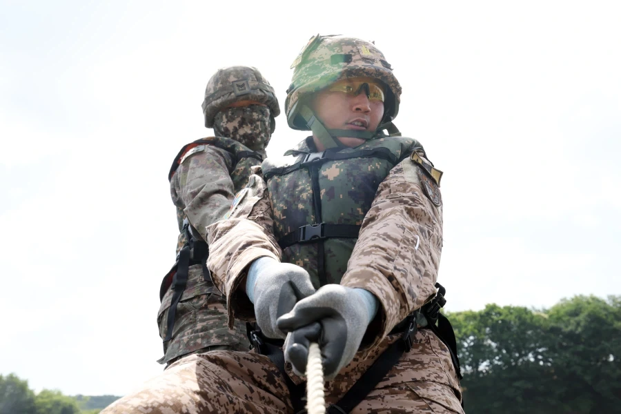???: 한국은 최고의 훈련장을 가진 곳입니다!!_1.webp
