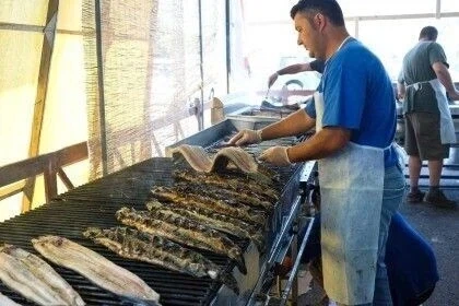 유럽애들도 장어 맛있게 잘먹어!!_1.webp