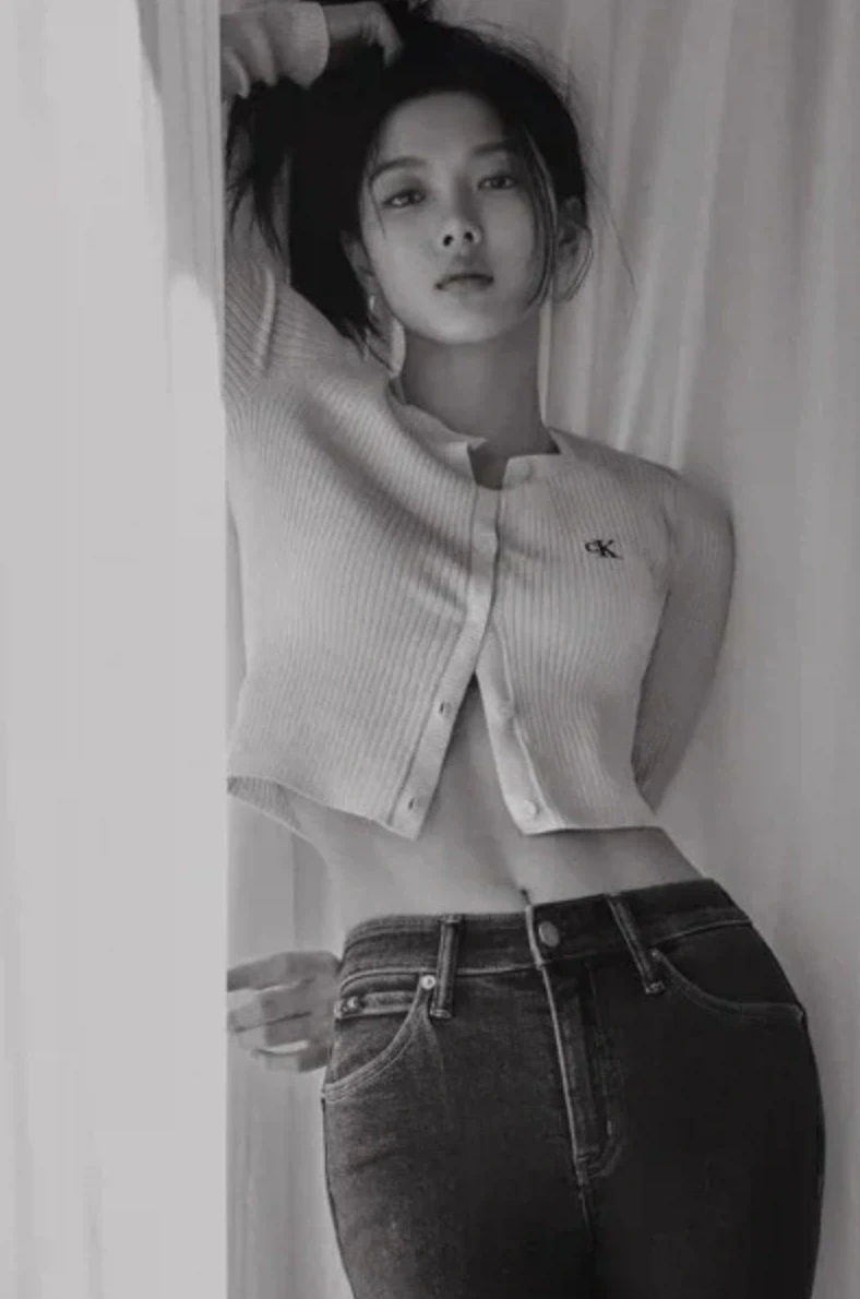 자꾸 업어달라고 떼쓰는 민폐 알바생_6.webp