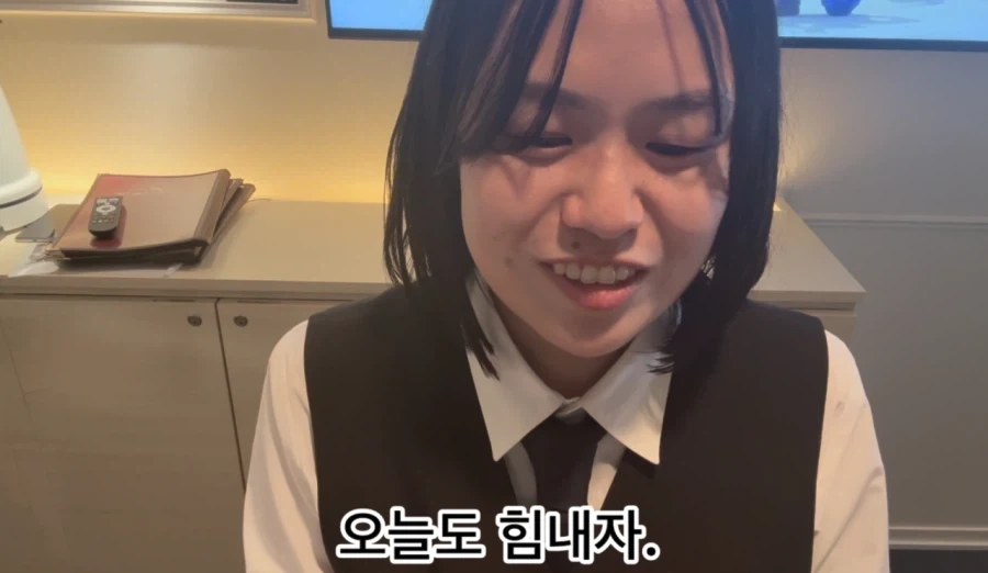 한국군 부대마크 모으는 일본 카페 사장님.jpg_8.webp