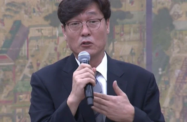 박주호가 이임생이 1분 통화하고 홍명보 뽑았다고 디스했을때_1.webp