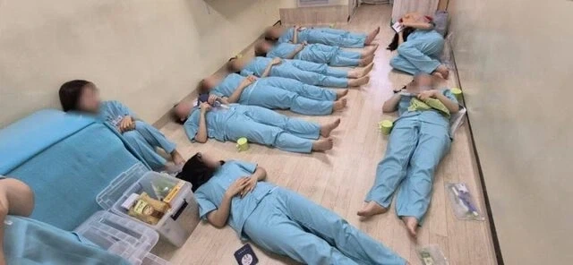 한국과 일본 여자 교도소 비교 사진....JPG_1.webp