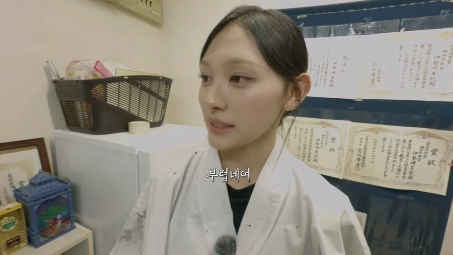 리센느) 못 알아듣는다고 일본어로 꼽주는 미나미_13.webp