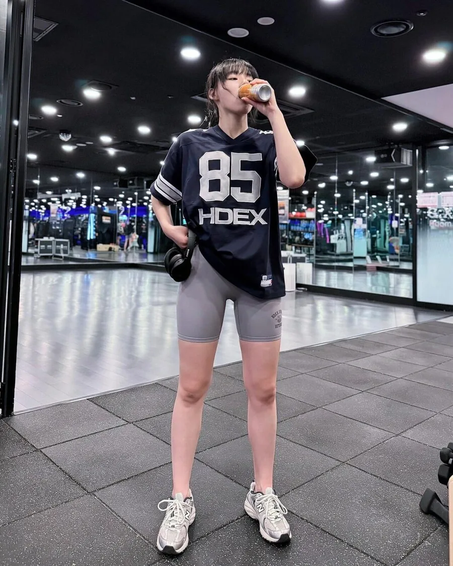 호불호 갈리는 허벅지 jpg_5.jpg