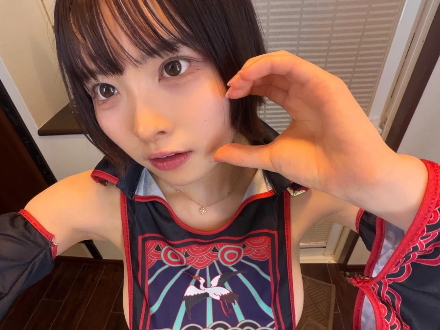 호불호 갈리는 복장 jpg_3.webp