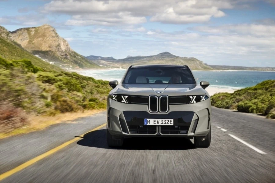 디자인 심각하게 호불호 갈린다는 신형 BMW X5 공개.jpg_6.webp