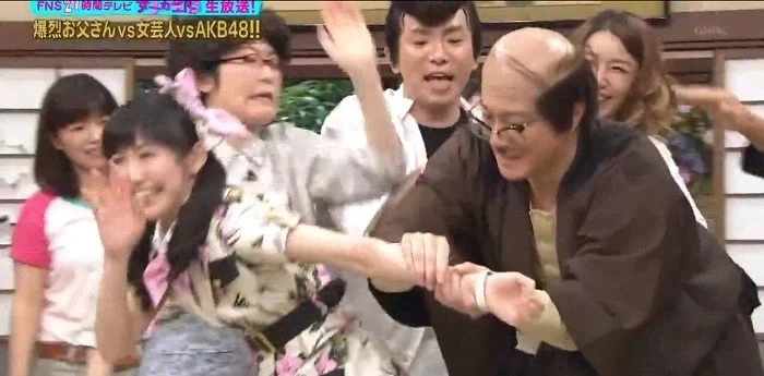일본 여자 연애인이 한국에 올려고 하는 이유_3.webp