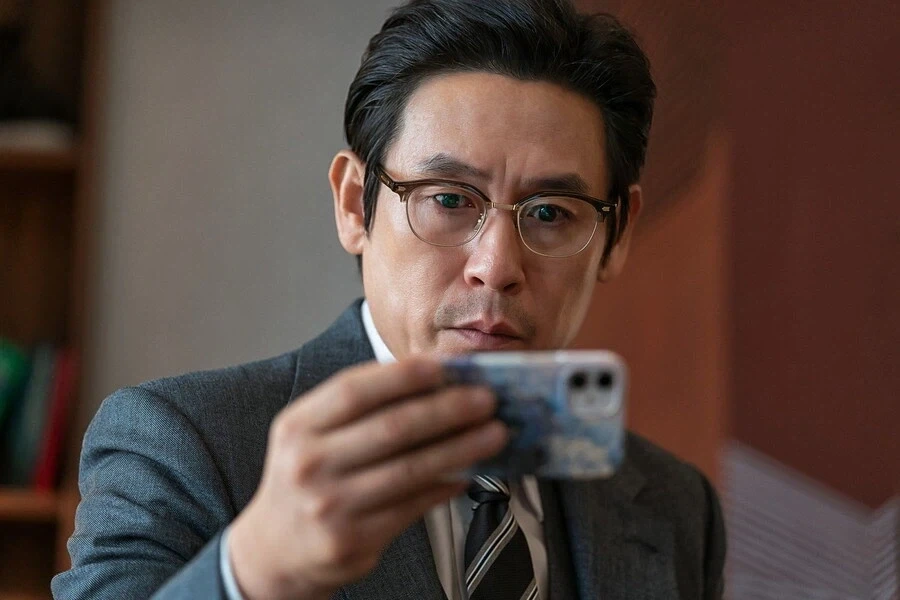 고등학생 자식이 노숙자를 죽였다면?.jpg_8.webp