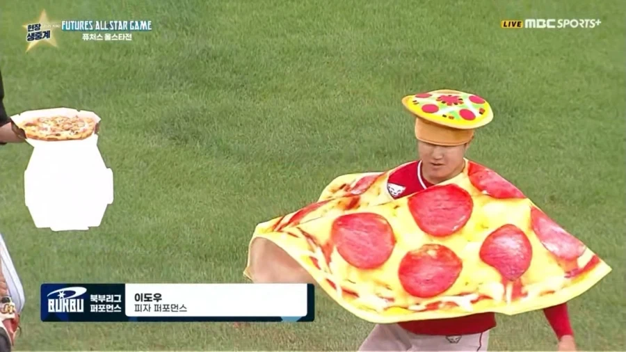 어느 야구선수가 퓨처스올스타전에서 선보인 퍼포먼스_1.webp