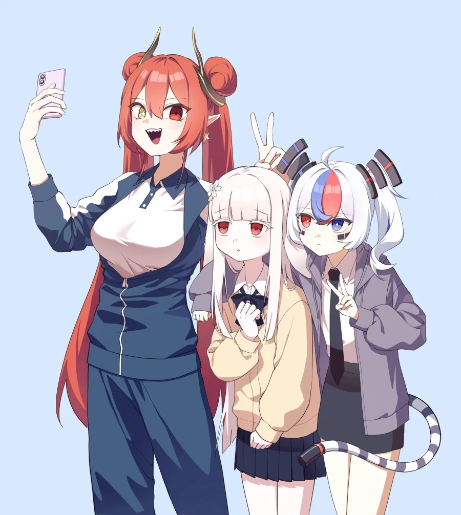 국기무스메)셀카 찍는 한중일.jpg_1.webp
