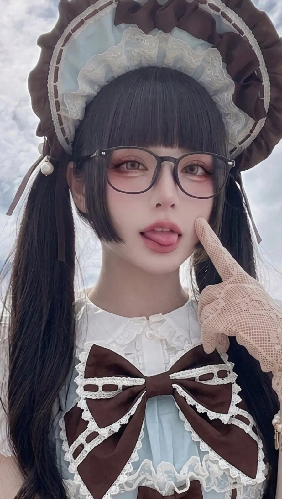 40대의 여장 실력_4.webp