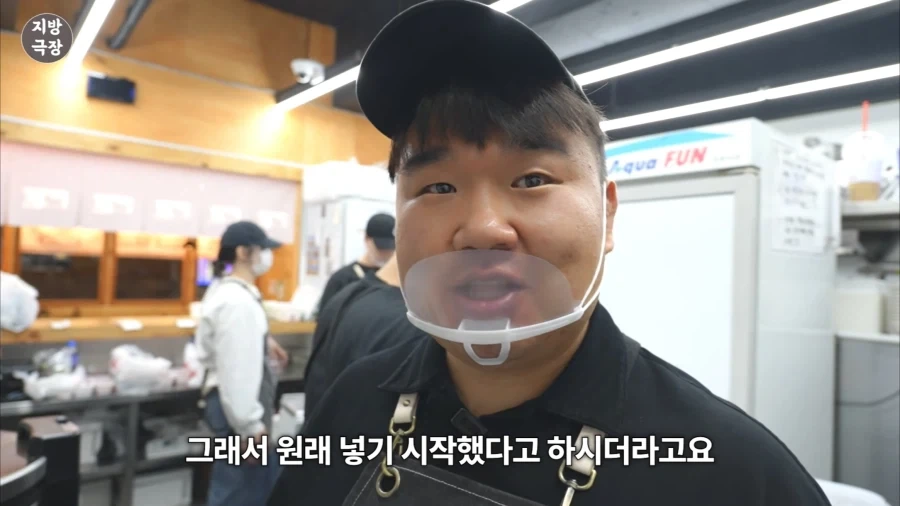 족발집 사장님 피셜 족발에 뼈넣어주는 이유_5.webp
