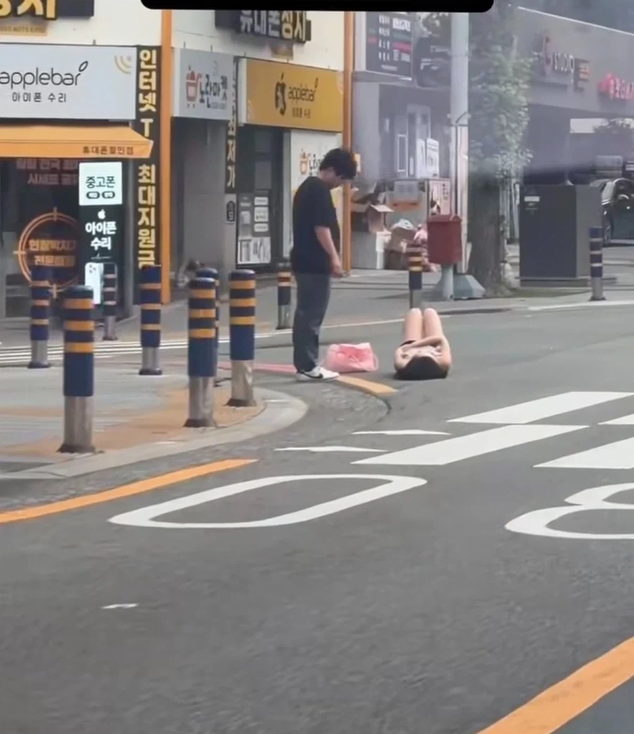 얼마나 삐졌는지 감도 안옴 ㄷㄷ_1.webp