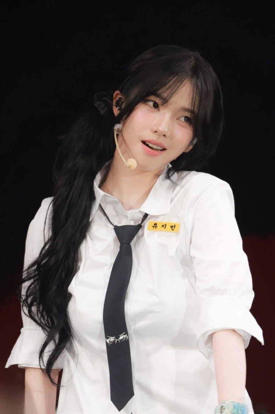 교복 스타일 카리나.jpg_2.webp