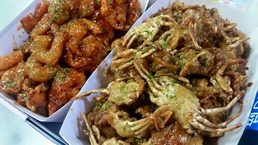 특이한 치킨 세트메뉴.jpg_1.jpg