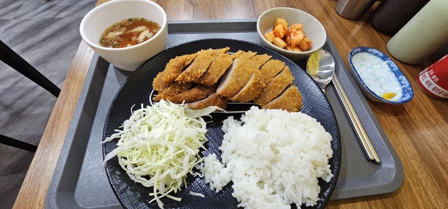 10,000원 돈까스 .jpg_1.webp