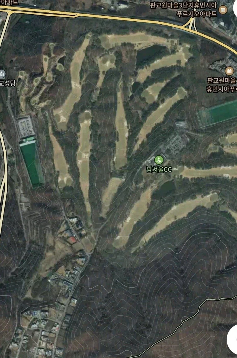 위성지도로 보면 징그러운 것.jpg_2.webp