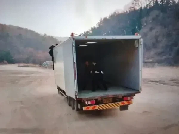 사실 고증대로하면 어설프게 되는 거_2.webp