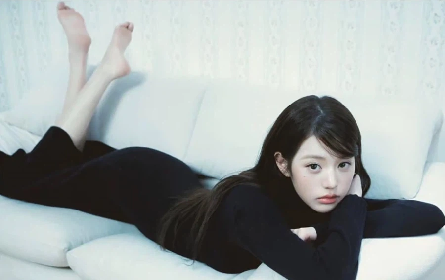 장원영 화보 jpg_1.webp