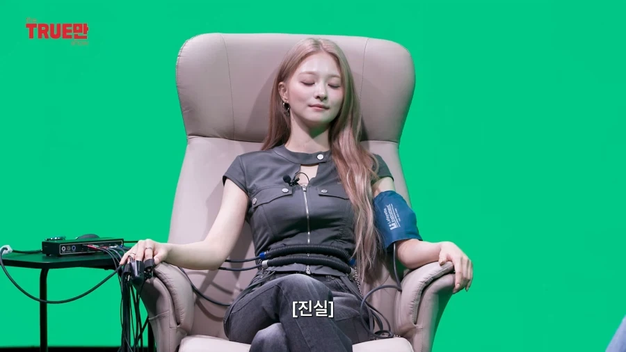 처음 연기한게 일진 캐릭터라는 아이돌.jpg_13.webp