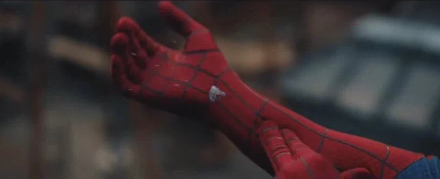 MCU)자기 몸에서 거미줄이 나오다_8.webp