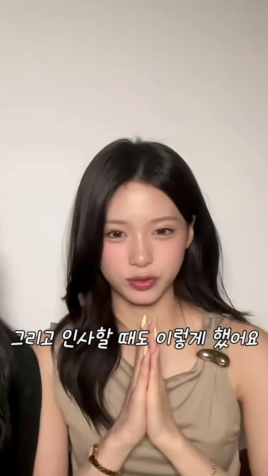 종교통합형 아이돌_3.webp