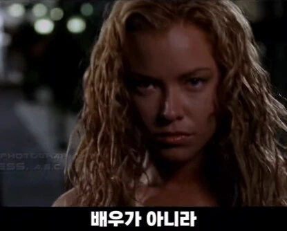촬영 허가 받는데 6개월 걸린 장면.jpg_11.jpg