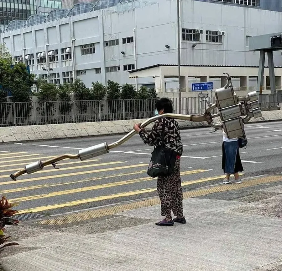 자동차부품 중고거래현장에 터무니없는 분이 오셨다_1.webp