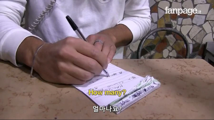 나폴리 자존심 건드린 .. 파인애플 피자.jpg_3.jpg