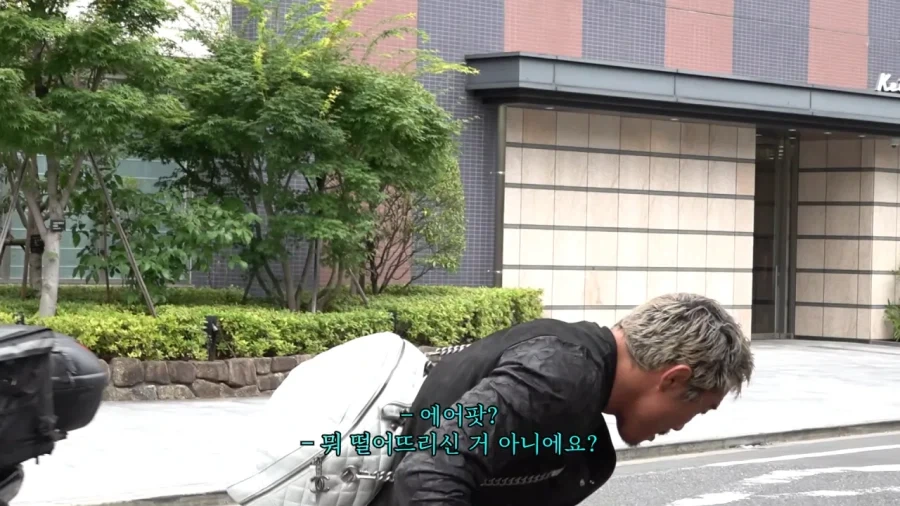 하수구에 에어팟 떨어트린 추성훈_3.webp