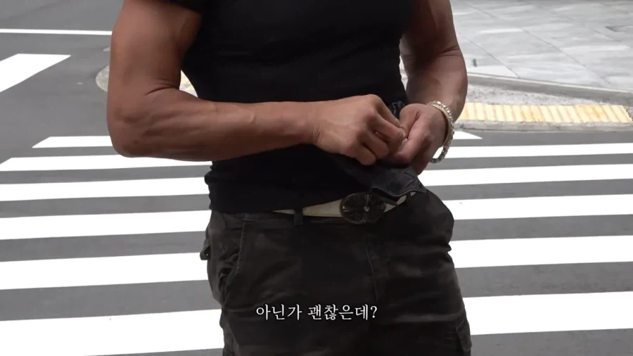 하수구에 에어팟 떨어트린 추성훈_27.webp