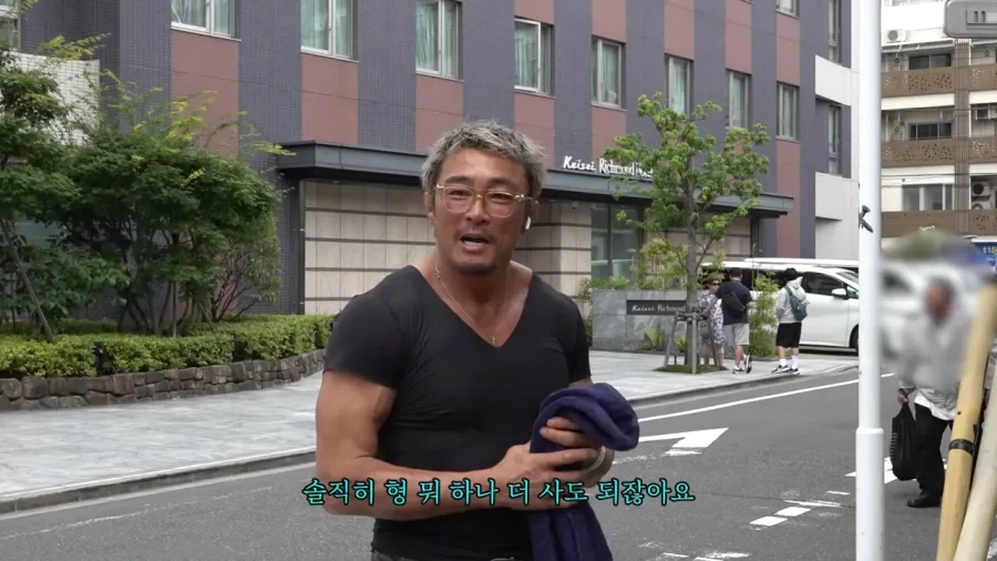 하수구에 에어팟 떨어트린 추성훈_31.webp