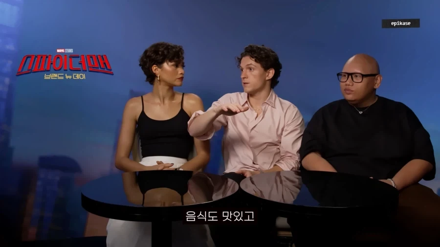 에픽하이에게 좋은 술 추천 해주는 톰 홀랜드_7.webp