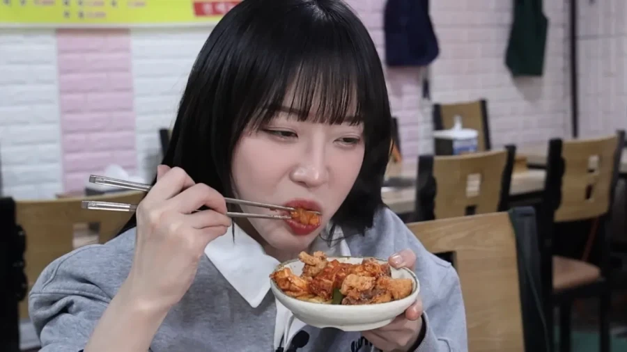 식사 전 가볍게 애피타이저 즐기는 쯔양_13.webp
