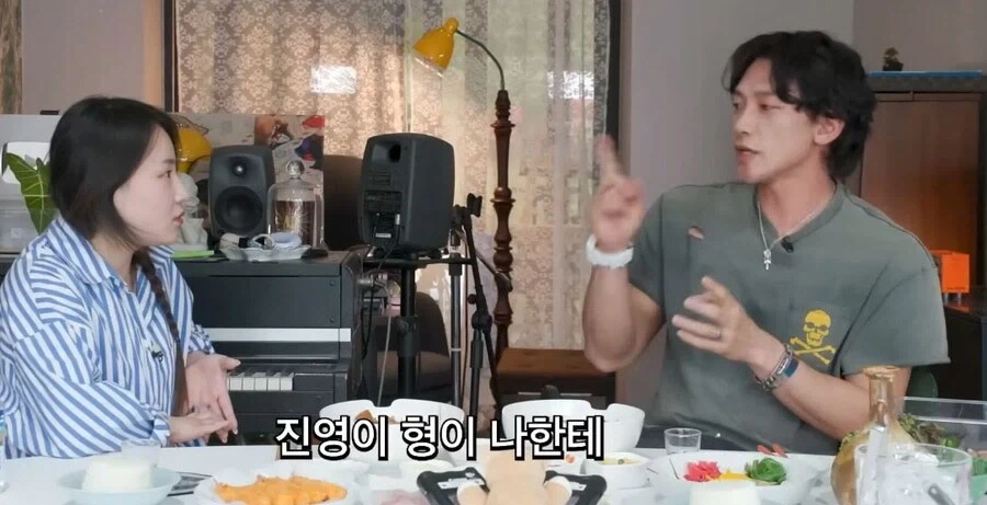 비가 20년째 지키는 박진영의 조언_2.webp