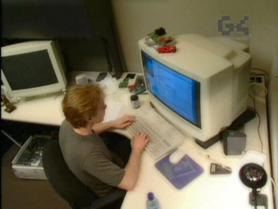 의외로 1995년에 FHD 모니터 쓴 사람_1.png