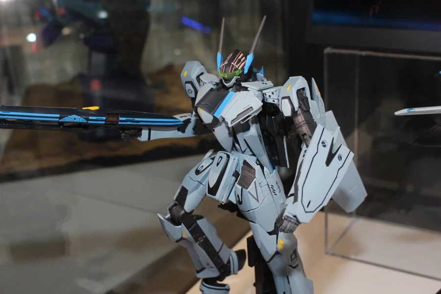 [반다이] DX 초합금 VF-25 메사이어 발키리 탑건 매버릭 Ver 전시 2_4.webp
