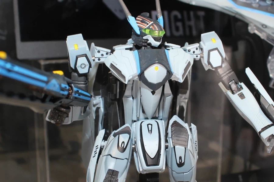 [반다이] DX 초합금 VF-25 메사이어 발키리 탑건 매버릭 Ver 전시 2_10.webp