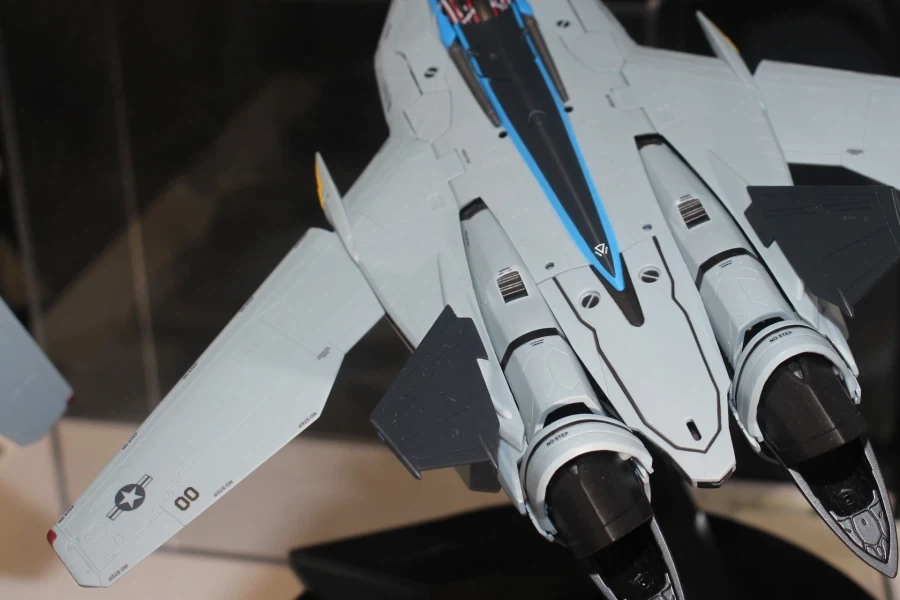 [반다이] DX 초합금 VF-25 메사이어 발키리 탑건 매버릭 Ver 전시 2_19.webp