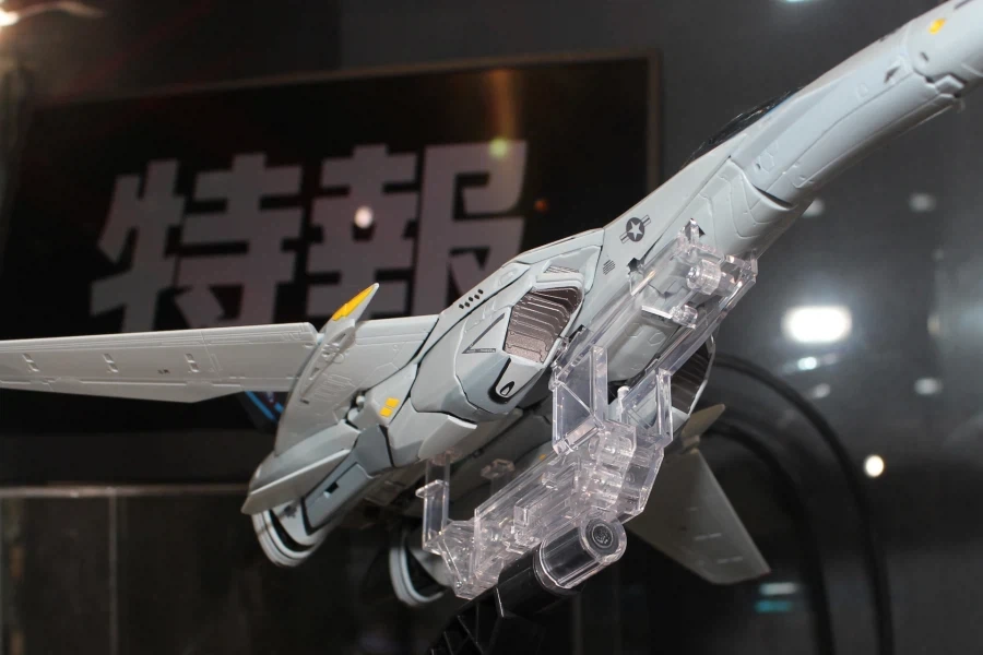 [반다이] DX 초합금 VF-25 메사이어 발키리 탑건 매버릭 Ver 전시 2_20.webp