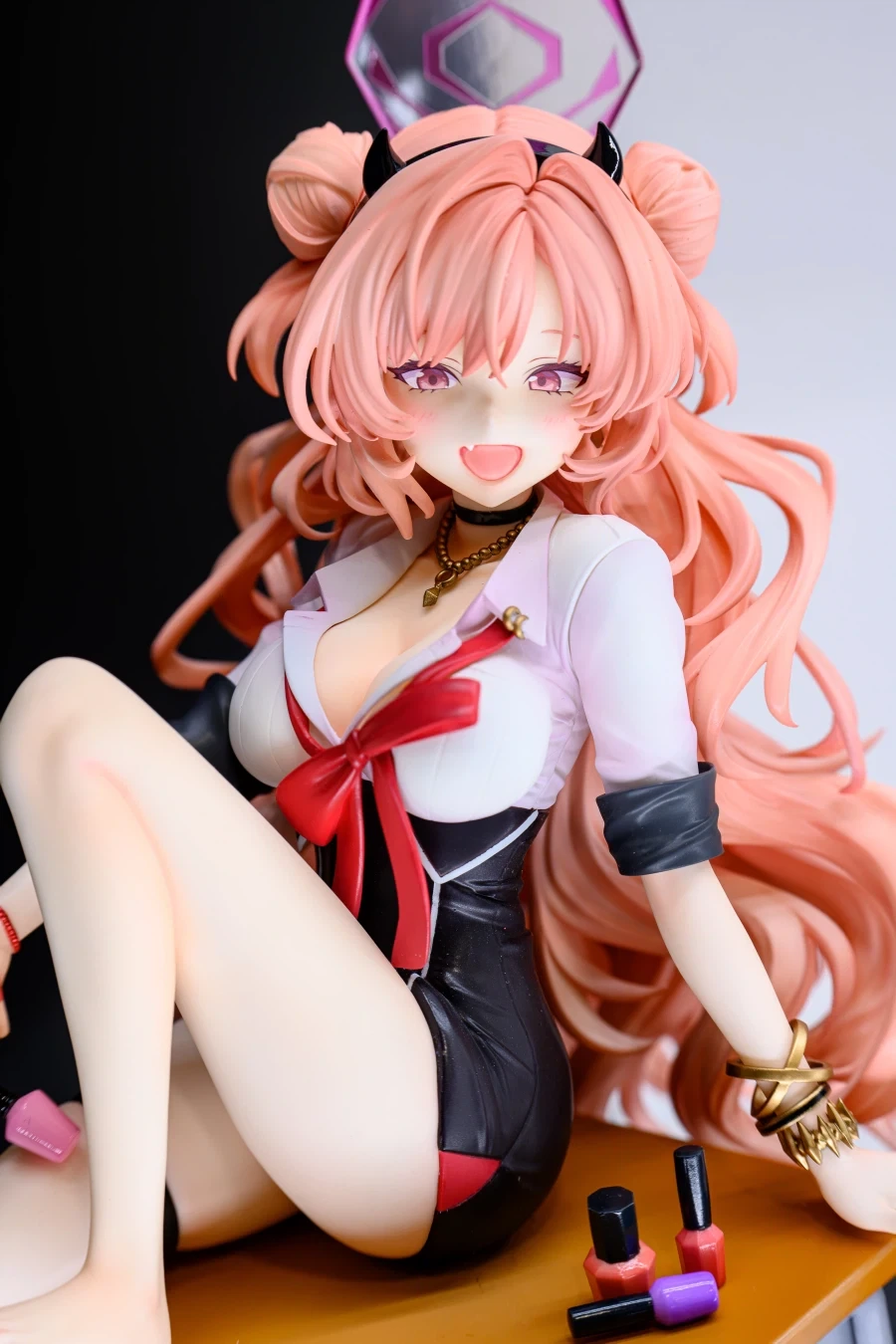 [NEONMAX] 1/7 블루 아카이브 - 키라라 메로리얼 로비 Ver 전시 사진_2.webp