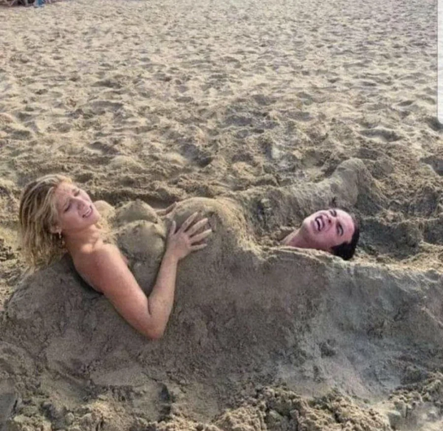 해변에서 재현한 탄생의 순간_1.webp