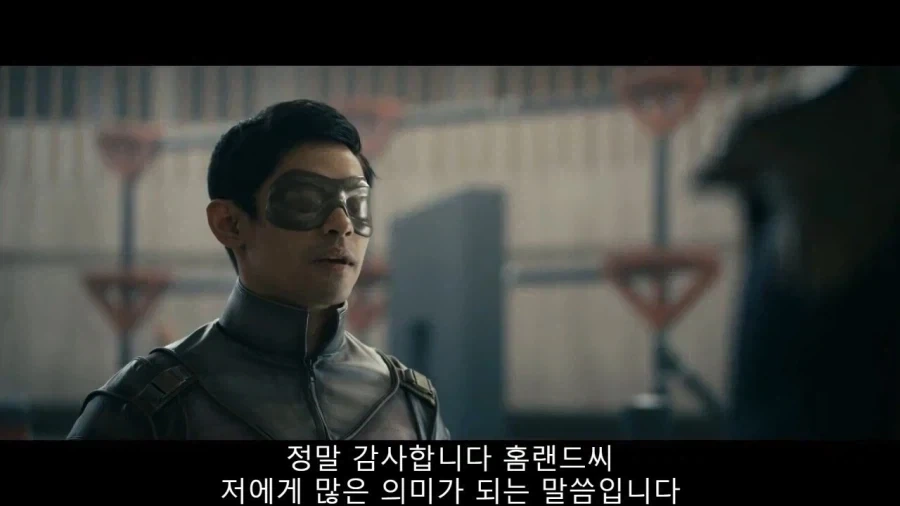 이름을 개명하고 새로운 영웅단체에 들어간 데어데블(?)_7.webp