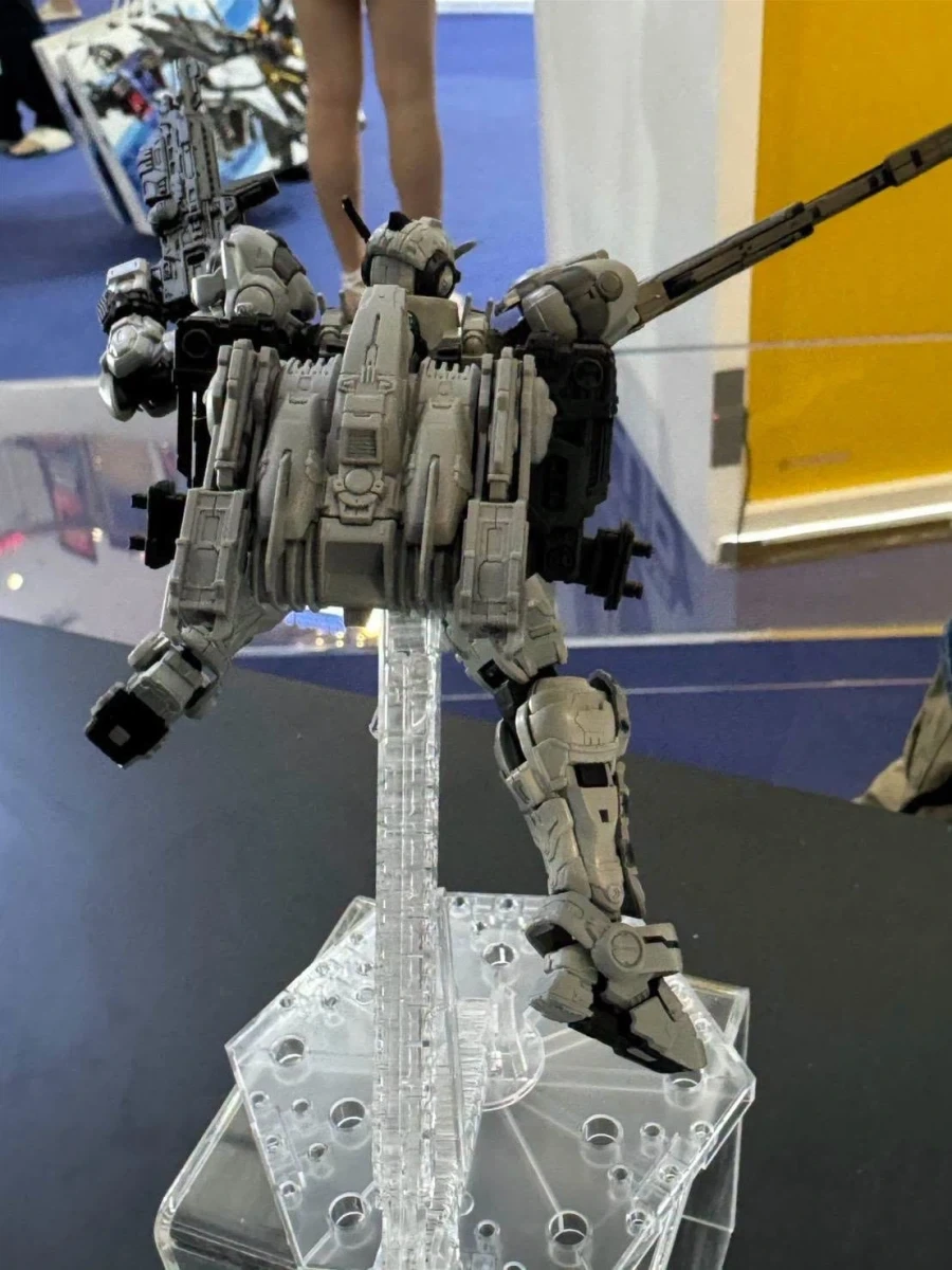 HG 1/144 건담 헬릭스 태국 전시 사진_4.webp