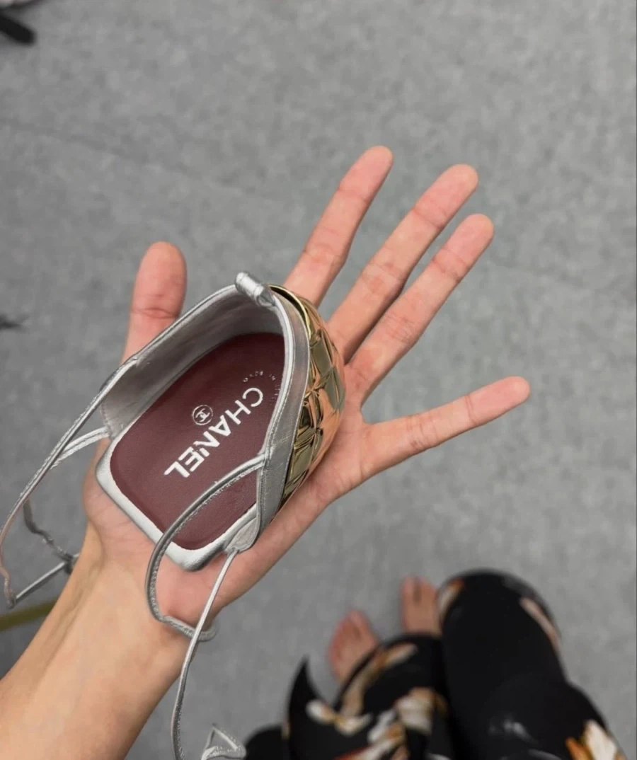 새로나올 샤넬 신발...?_2.webp